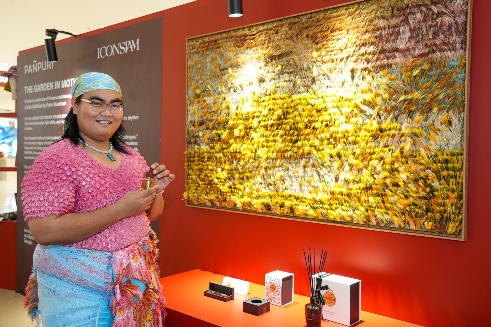 ไอคอนสยาม ชวนชมนิทรรศการ The Garden in Motion ผลงานศิลปะรักษ์โลก ผสานภาพ แสง กลิ่น และการเคลื่อนไหว วันนี้ ถึง 30 เมษายน 2569